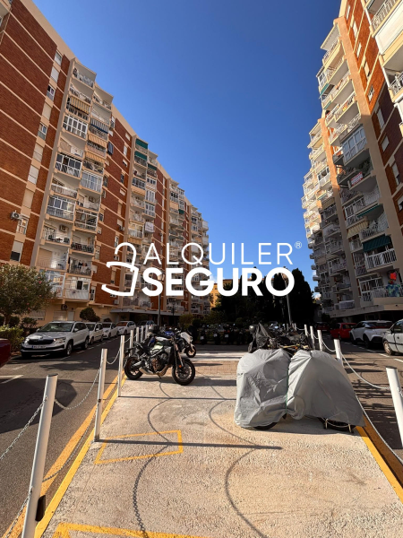 Piso en Calle Luis Vives, BENALMÁDENA MÁLAGA