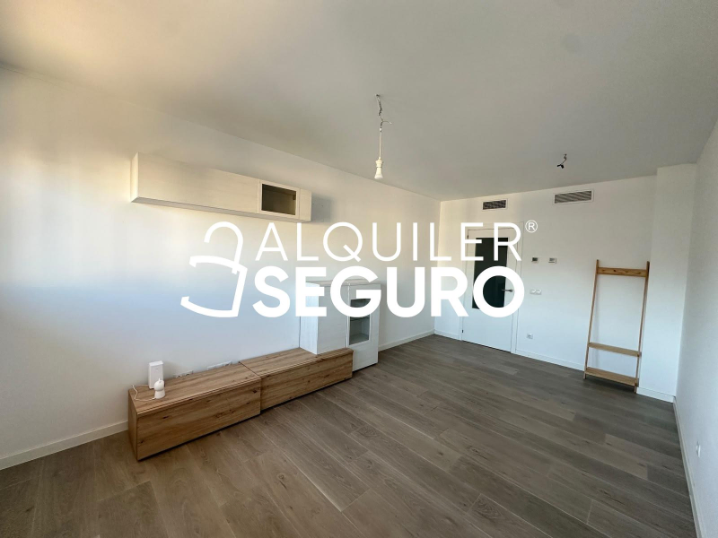 Inmueble en Avenida Miguel Delibes, MADRID