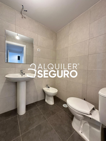 Inmueble en Avenida Miguel Delibes, MADRID