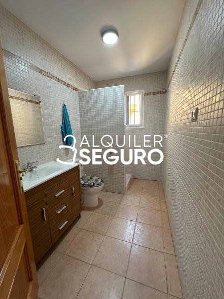 Piso en Calle Argamasilla de Alba, MÁLAGA MÁLAGA