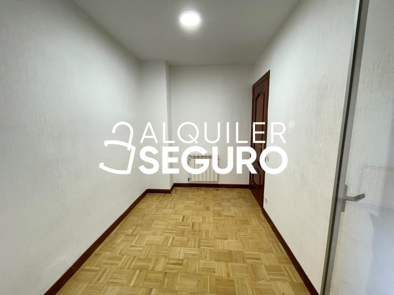 Inmueble en Calle de los Yébenes, MADRID