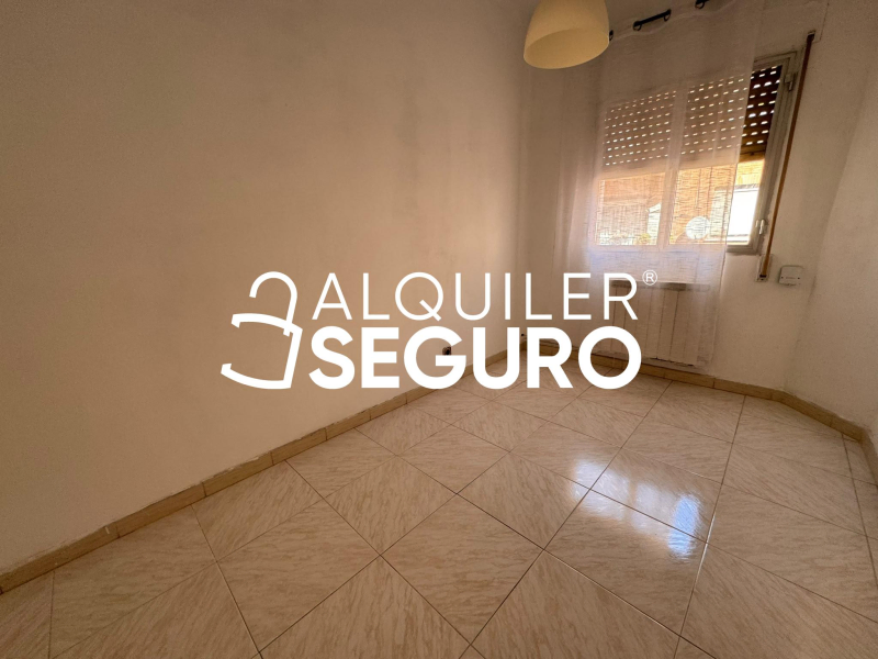 Inmueble en Calle Carmen Bruguera, MADRID