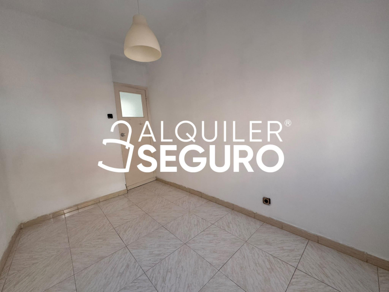 Inmueble en Calle Carmen Bruguera, MADRID