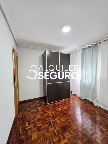 Inmueble en Calle Álava, MADRID