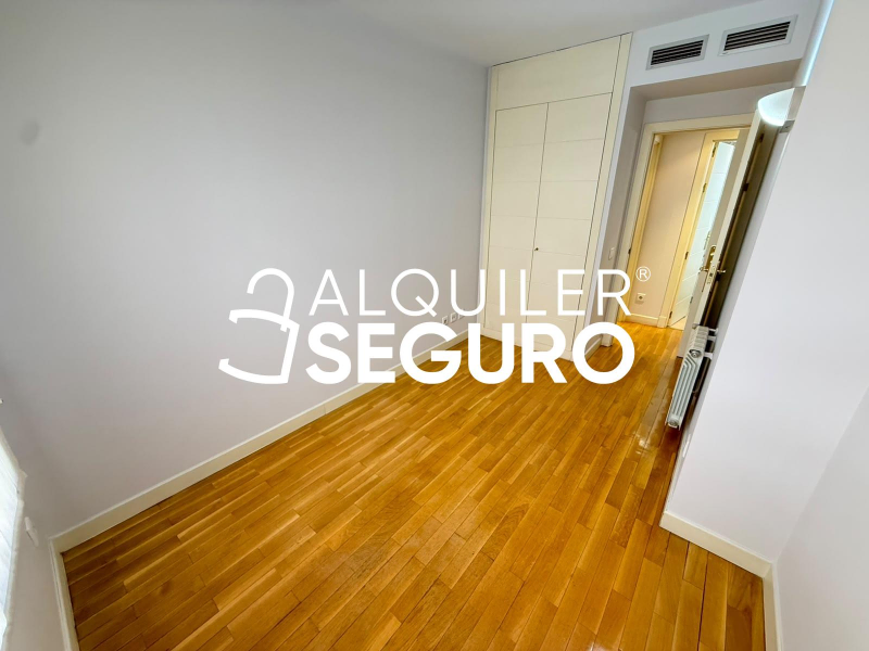 Inmueble en Calle Cruz del Sur, MADRID