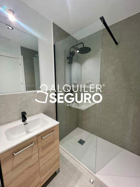 Inmueble en Avenida de Tenerife, MADRID