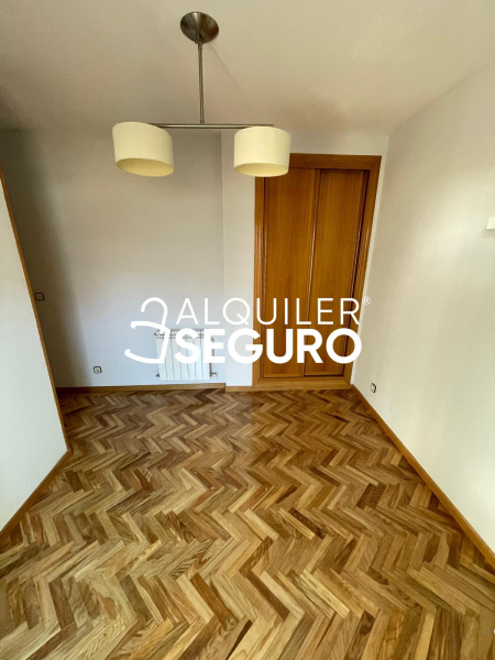 Inmueble en Calle Virgen de Belen, MADRID