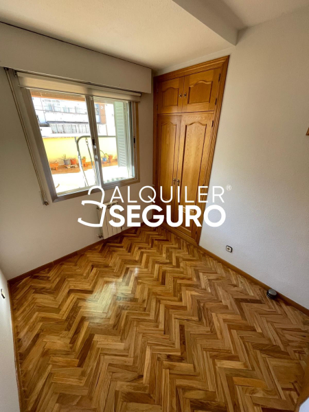 Inmueble en Calle Virgen de Belen, MADRID
