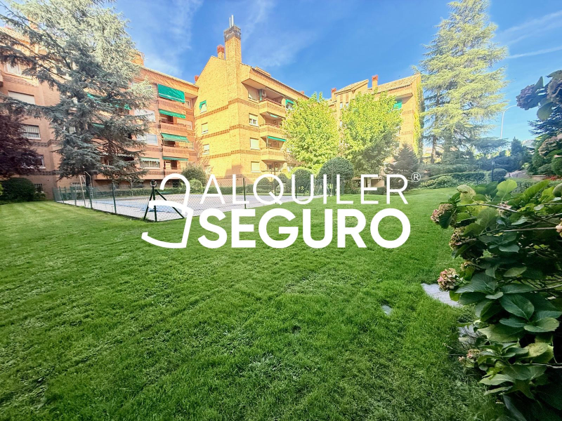 Inmueble en Avenida de Ramón y Cajal, MADRID