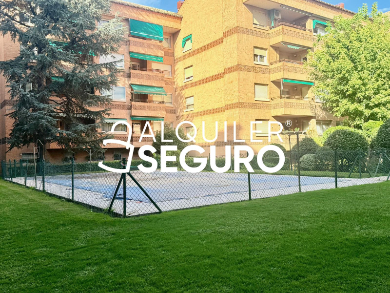 Inmueble en Avenida de Ramón y Cajal, MADRID