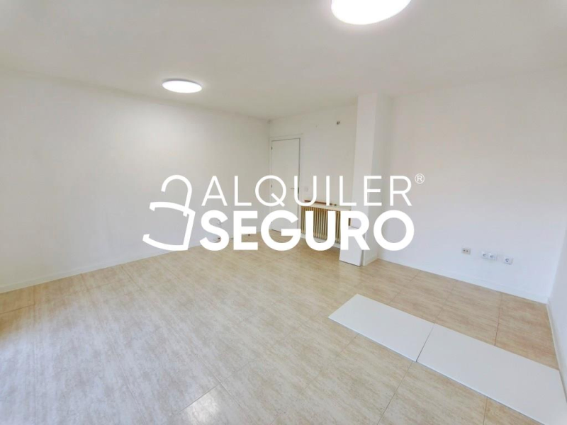 Inmueble en Avenida de los Sauces, MADRID