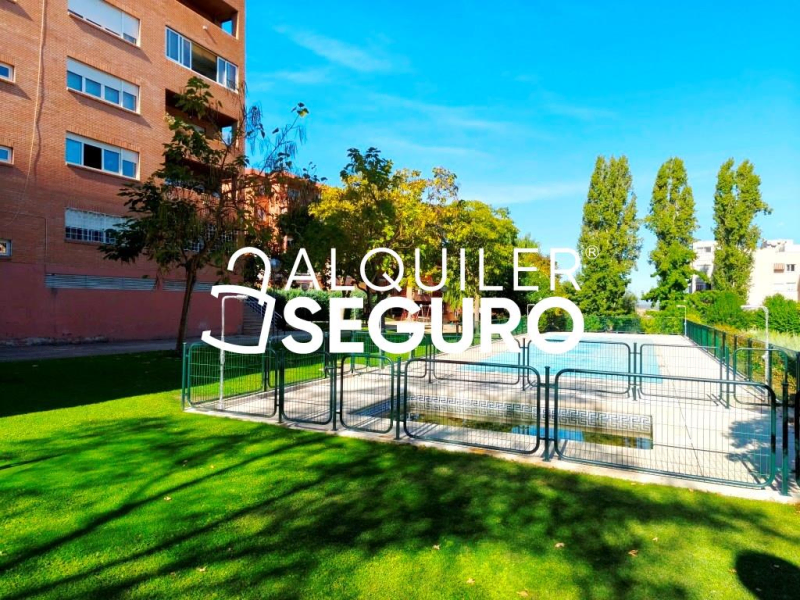 Inmueble en Avenida de los Sauces, MADRID