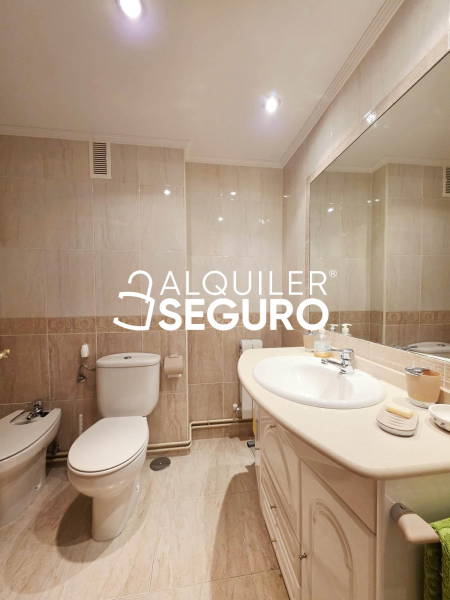 Inmueble en Calle Islas Cies, MADRID