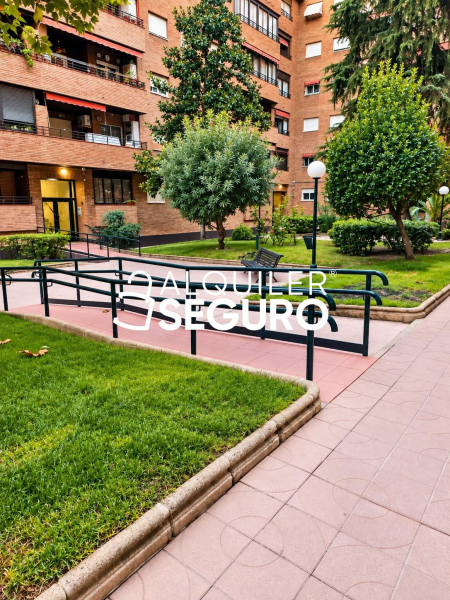 Inmueble en Calle de Eugenio Sellés, MADRID
