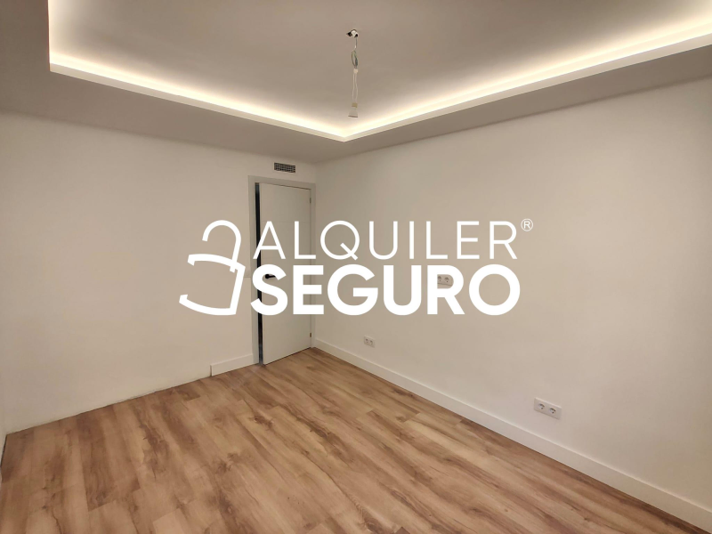 Inmueble en Plaza del Pico Salvaguardia, MADRID
