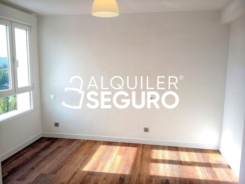 Inmueble en Avenida Burgos, VALLADOLID
