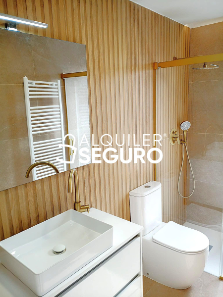 Inmueble en Avenida Burgos, VALLADOLID