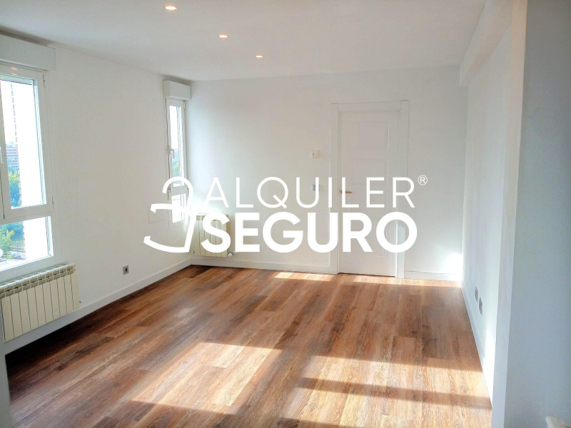 Inmueble en Avenida Burgos, VALLADOLID