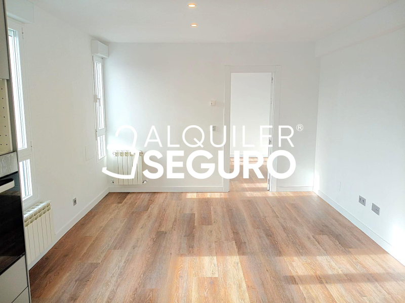 Inmueble en Avenida Burgos, VALLADOLID