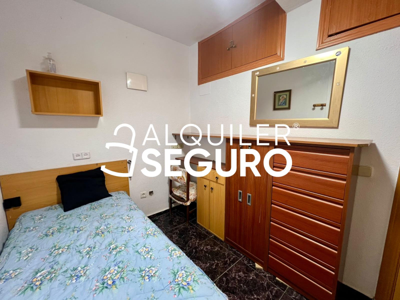 Inmueble en Calle de la Isla de Arosa, MADRID