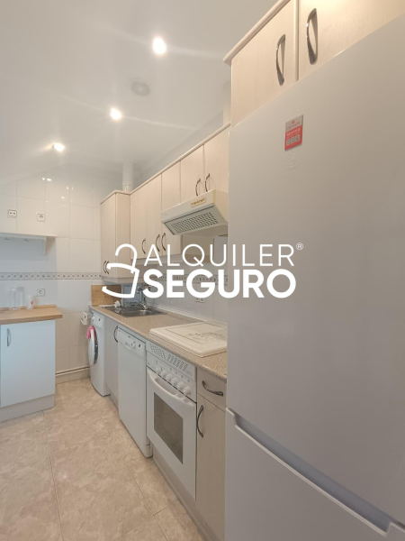 Piso en Calle Jose María Benito Serra, CIEMPOZUELOS MADRID