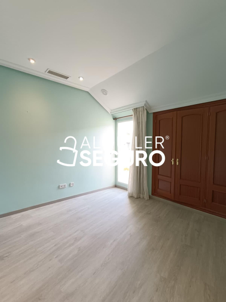 Piso en Calle Jose María Benito Serra, CIEMPOZUELOS MADRID