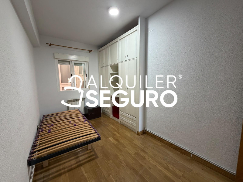 Inmueble en Avenida Buenos Aires, MADRID