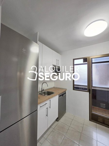 Inmueble en Calle Azorín , MADRID