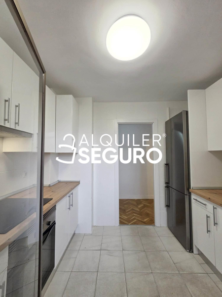 Inmueble en Calle Azorín , MADRID