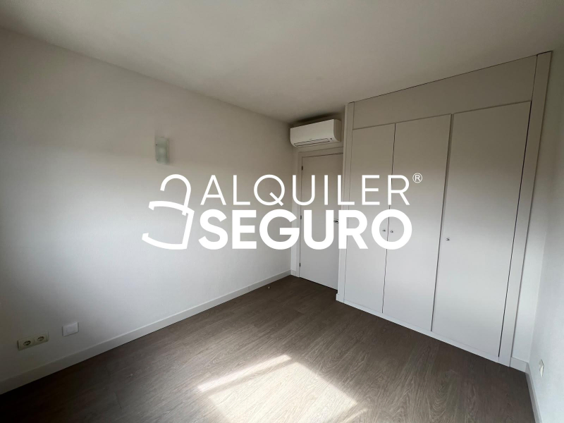 Inmueble en Calle de Isabel Clara Eugenia, MADRID