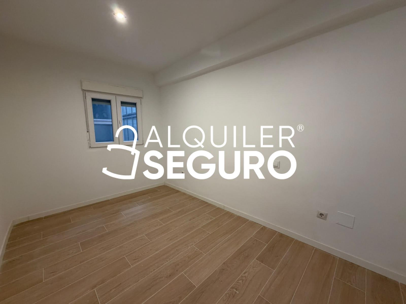 Inmueble en Avenida Buenos Aires, MADRID