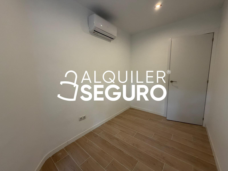 Inmueble en Avenida Buenos Aires, MADRID