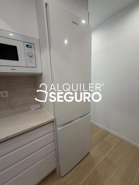 Inmueble en Avenida Buenos Aires, MADRID
