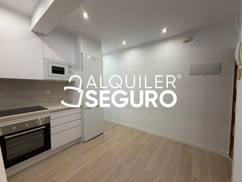 Inmueble en Avenida Buenos Aires, MADRID