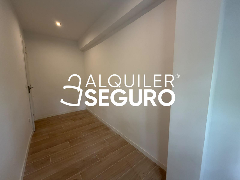 Inmueble en Avenida Buenos Aires, MADRID
