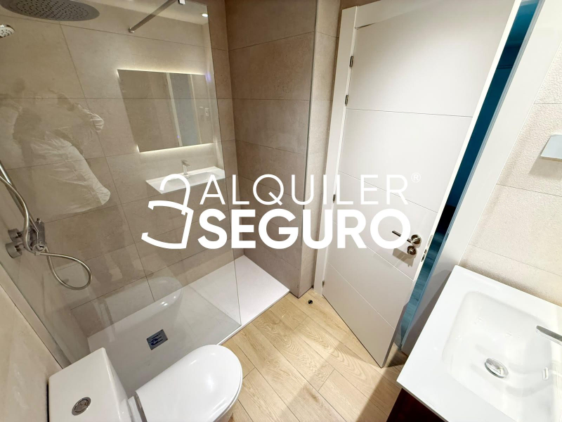 Inmueble en Calle de la Caridad, MADRID