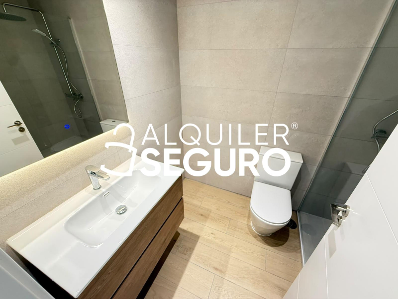 Inmueble en Calle de la Caridad, MADRID