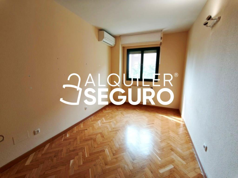 Inmueble en Avenida del Pinar, MADRID
