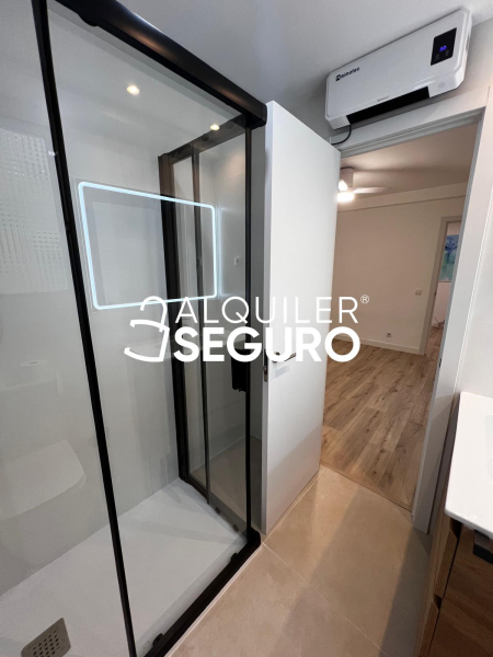 Inmueble en Calle de Clara del Rey, MADRID