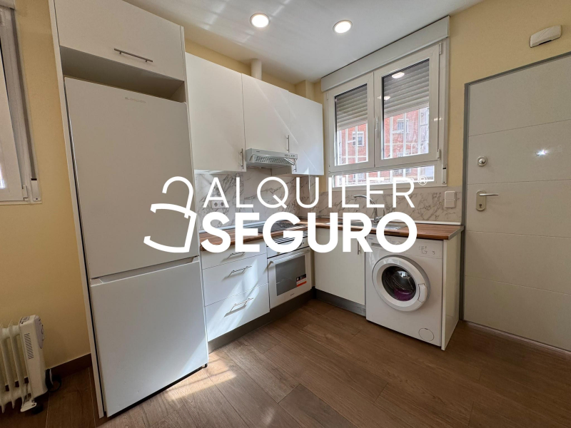 Inmueble en Calle Algaba, MADRID