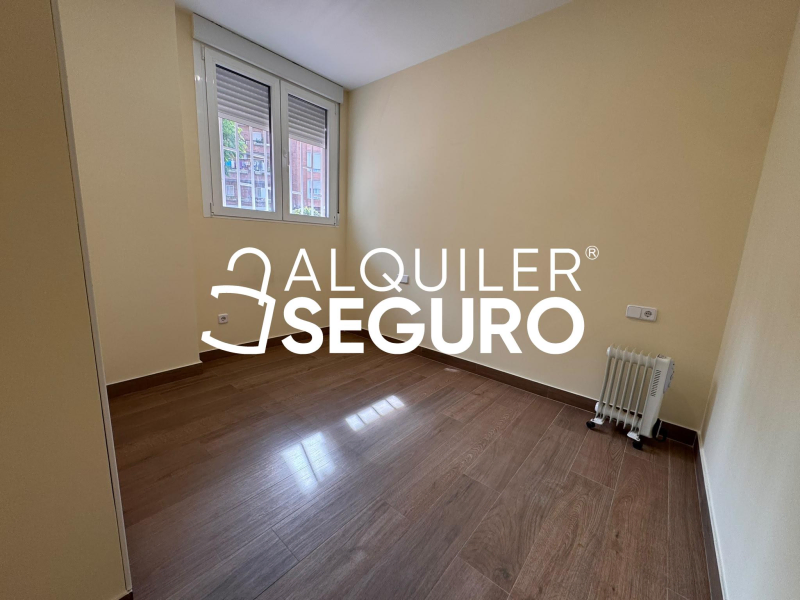 Inmueble en Calle Algaba, MADRID