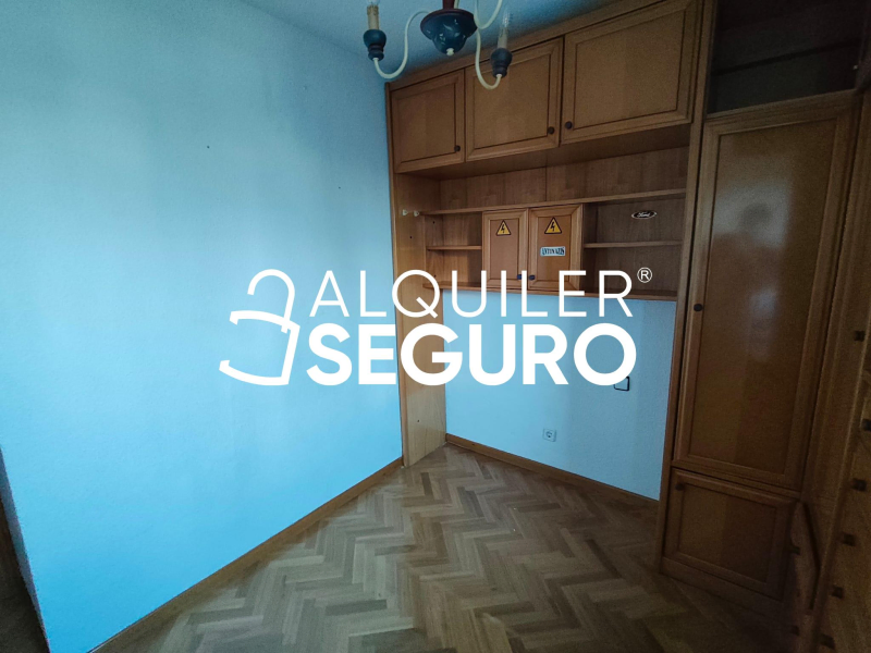 Inmueble en Calle Tribaldos , MADRID