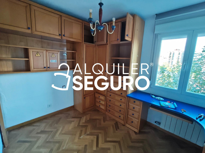 Inmueble en Calle Tribaldos , MADRID