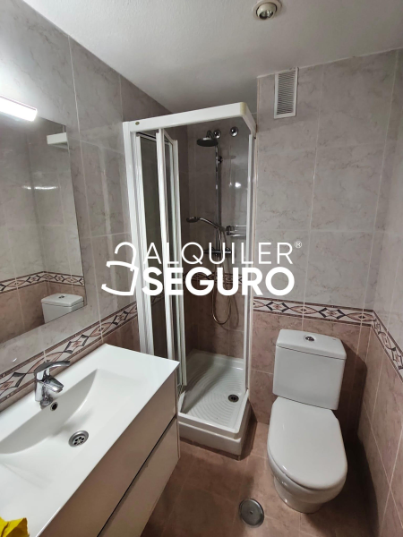 Inmueble en Calle Tribaldos , MADRID