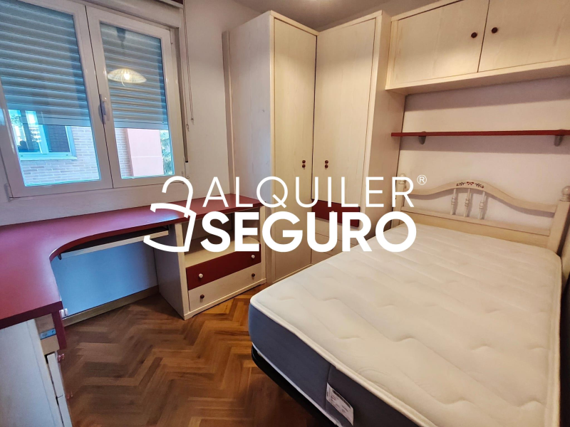 Inmueble en Calle Tribaldos , MADRID