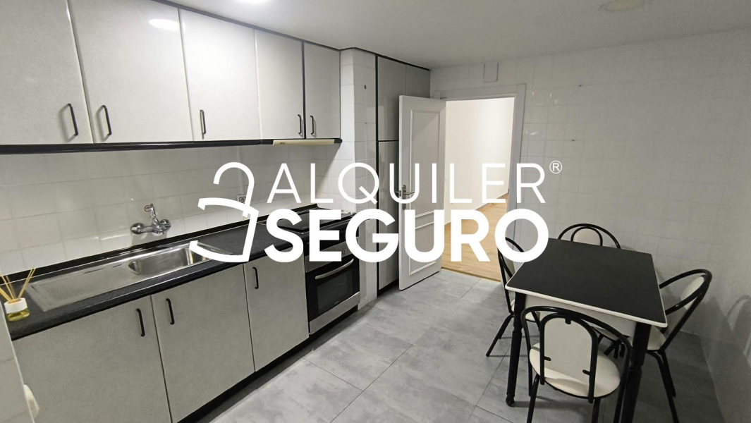 Inmueble en Calle  grupo Oscar Carvallo, SEVILLA
