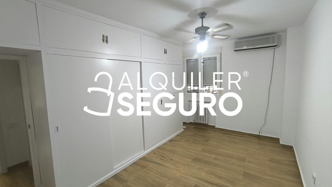 Inmueble en Calle  grupo Oscar Carvallo, SEVILLA