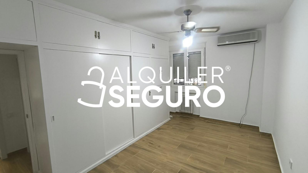 Inmueble en Calle  grupo Oscar Carvallo, SEVILLA