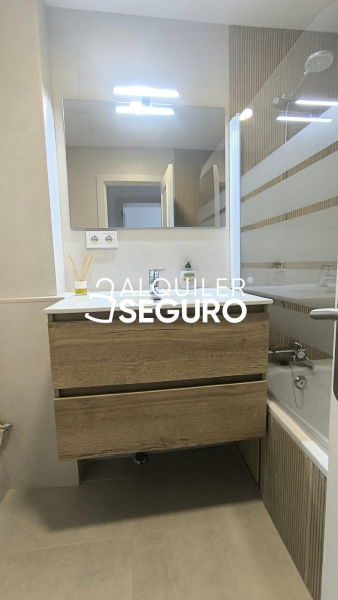 Inmueble en Calle  grupo Oscar Carvallo, SEVILLA