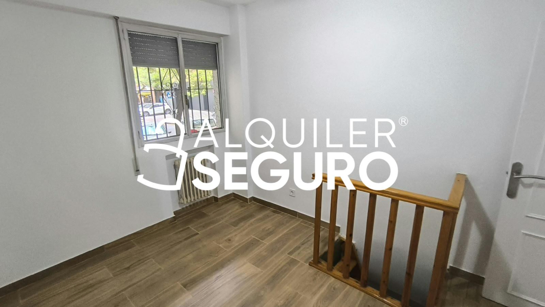Inmueble en Calle  grupo Oscar Carvallo, SEVILLA